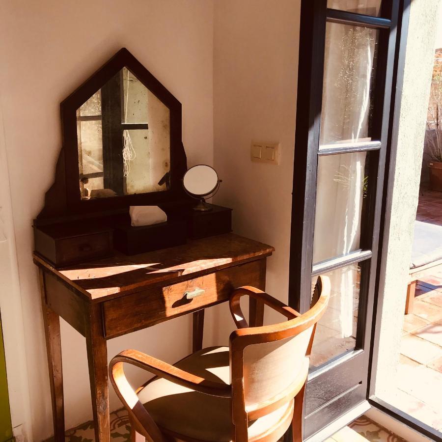 Bed and Breakfast Casa Migdia Sant Jordi Desvalls Exterior foto