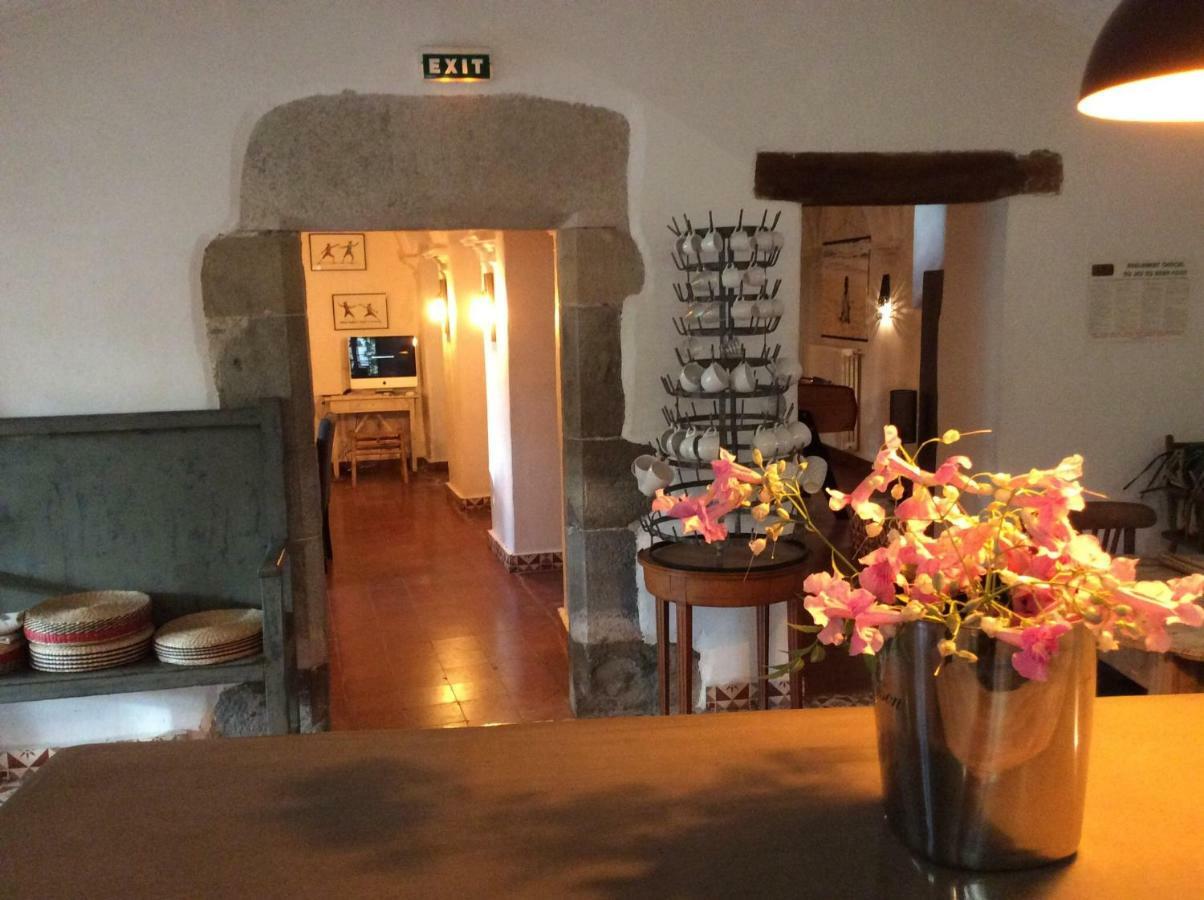 Bed and Breakfast Casa Migdia Sant Jordi Desvalls Exterior foto